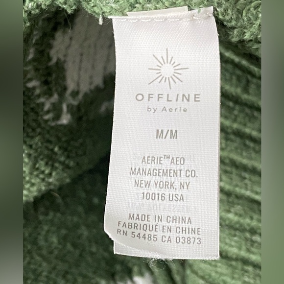 OFFLINE By Aerie Green Floral Rose Print Sweater Hoodie Size Medium - Picture 9 of 14